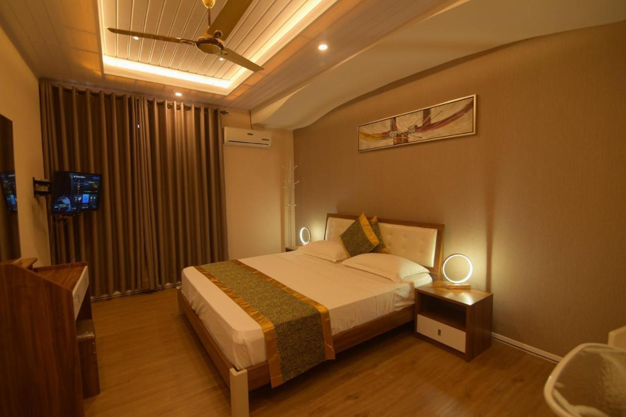 Hotel Blue Sky كورونيغالا المظهر الخارجي الصورة