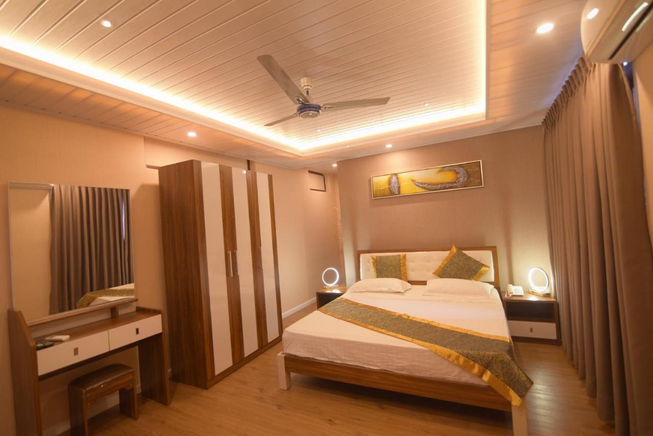 Hotel Blue Sky كورونيغالا المظهر الخارجي الصورة
